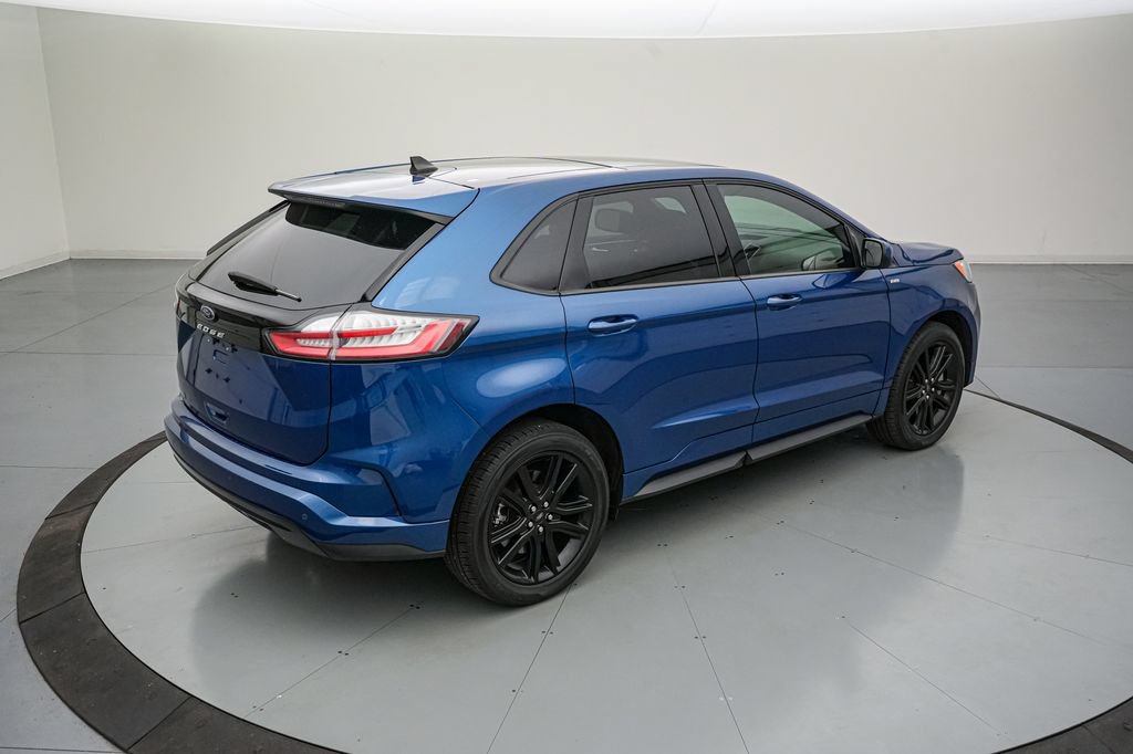 Certified 2023 Ford Edge ST-Line AWD/4WD image 4