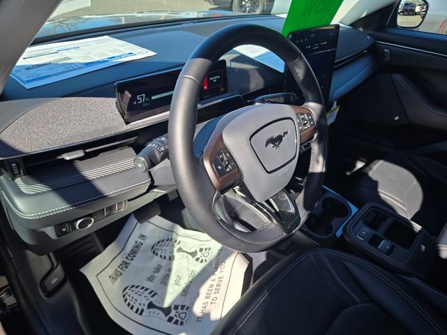 Certified 2025 Ford Mustang Mach-E Premium image 8