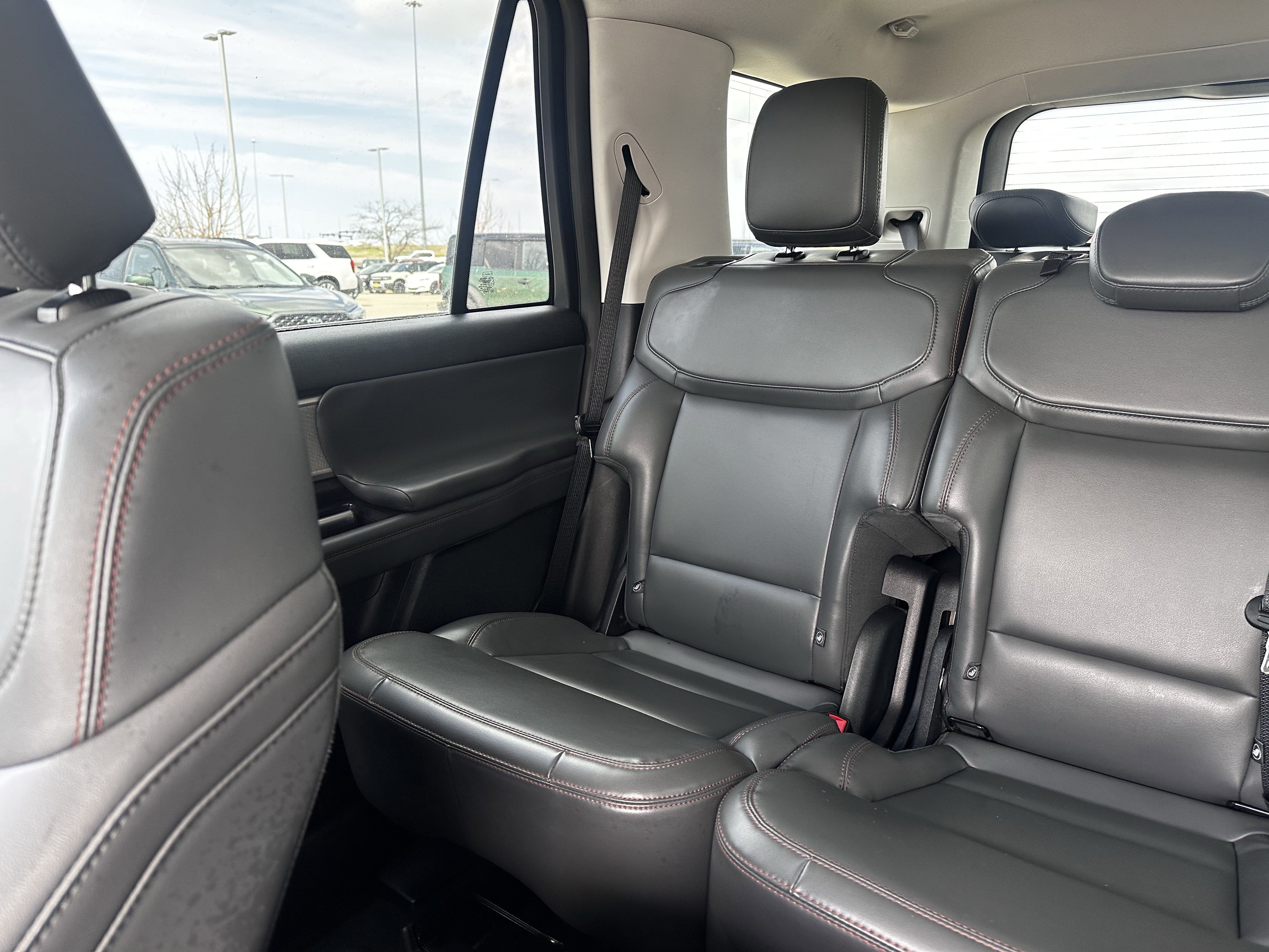 Certified 2025 Ford Expedition Active AWD/4WD image 12