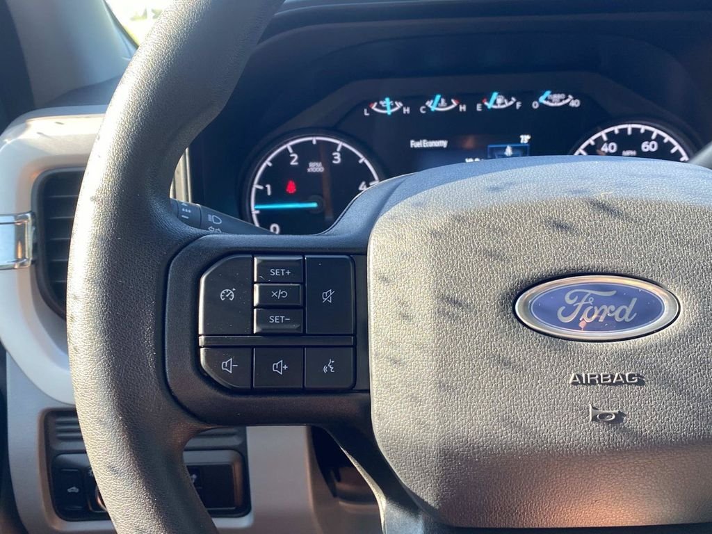 Certified 2025 Ford F250 XL AWD/4WD image 31