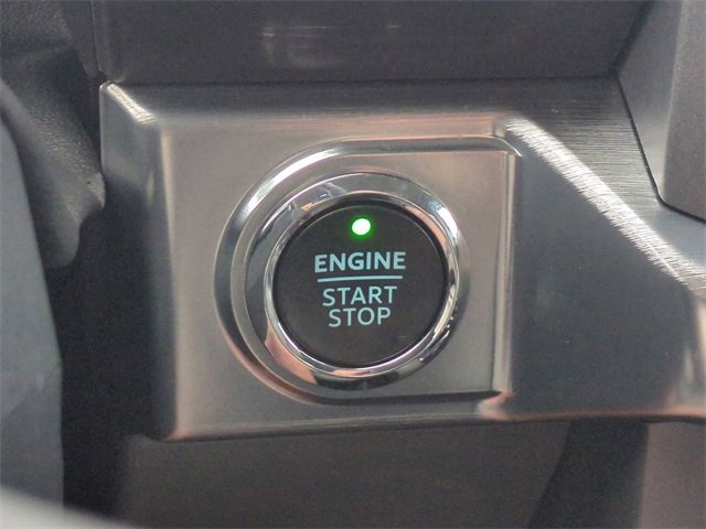 Certified 2022 Ford F150 Lariat w/ Equipment Group 502A High image 27