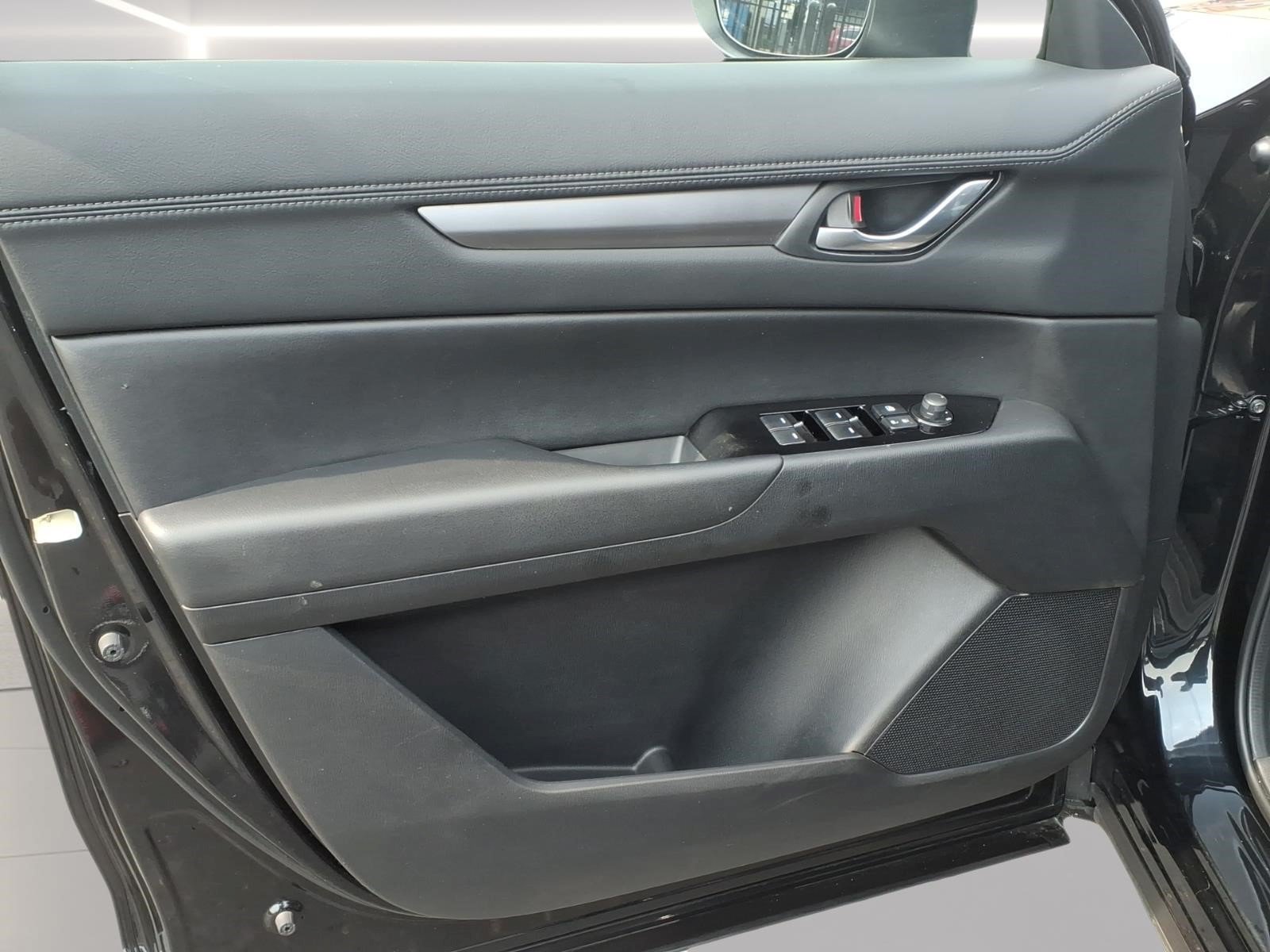 Used 2025 MAZDA CX-5 AWD 2.5 S w/ Select Package image 8