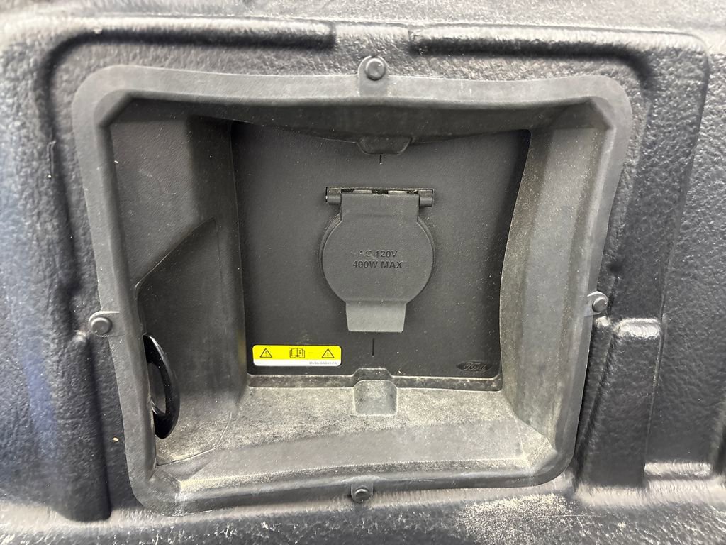 Certified 2022 Ford F150 XLT w/ Equipment Group 302A High image 30