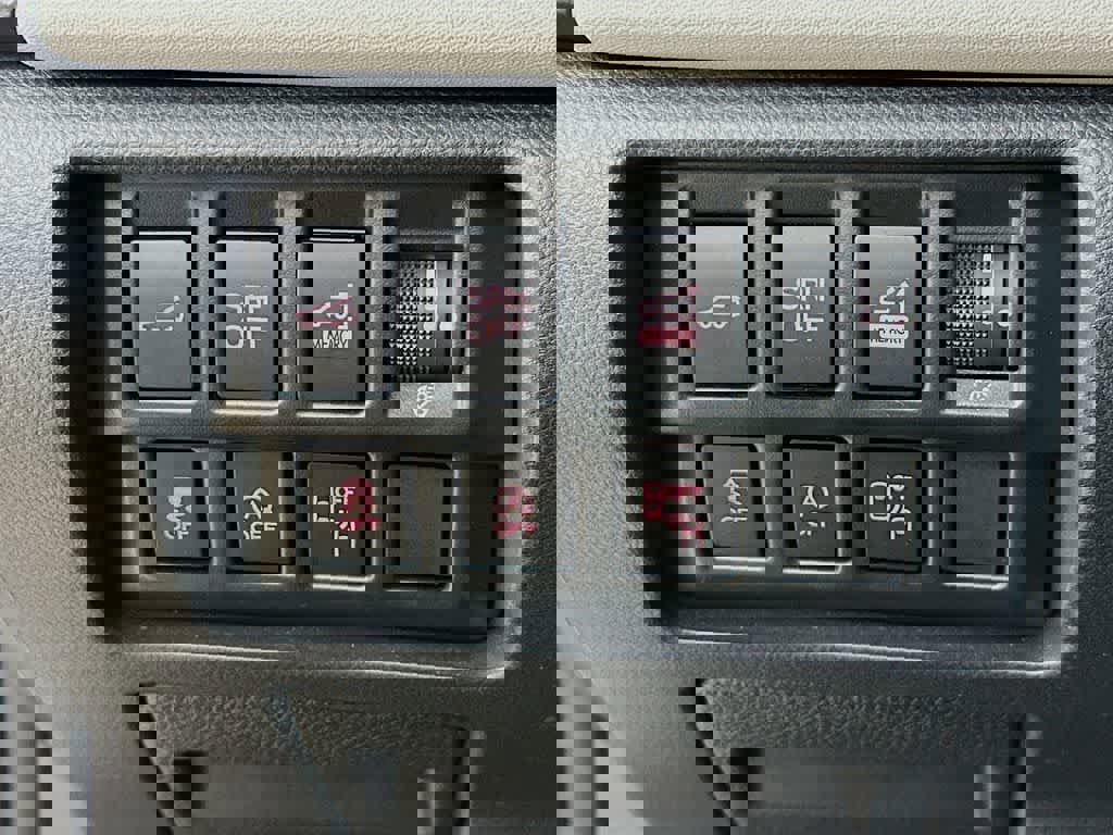 Used 2023 Subaru Forester Limited image 27