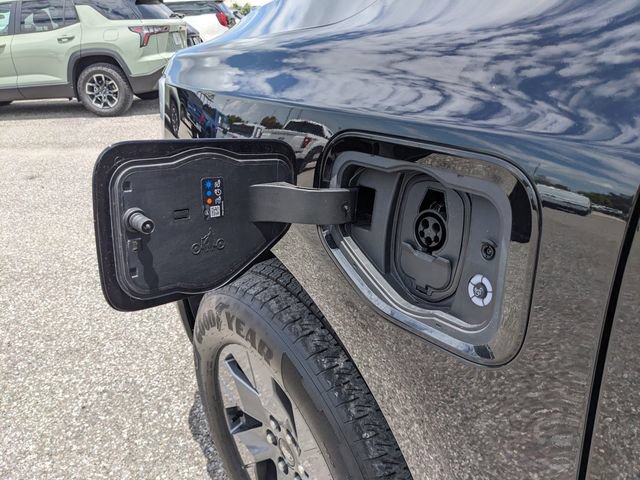 Certified 2025 Ford F150 Lightning XLT AWD/4WD image 11