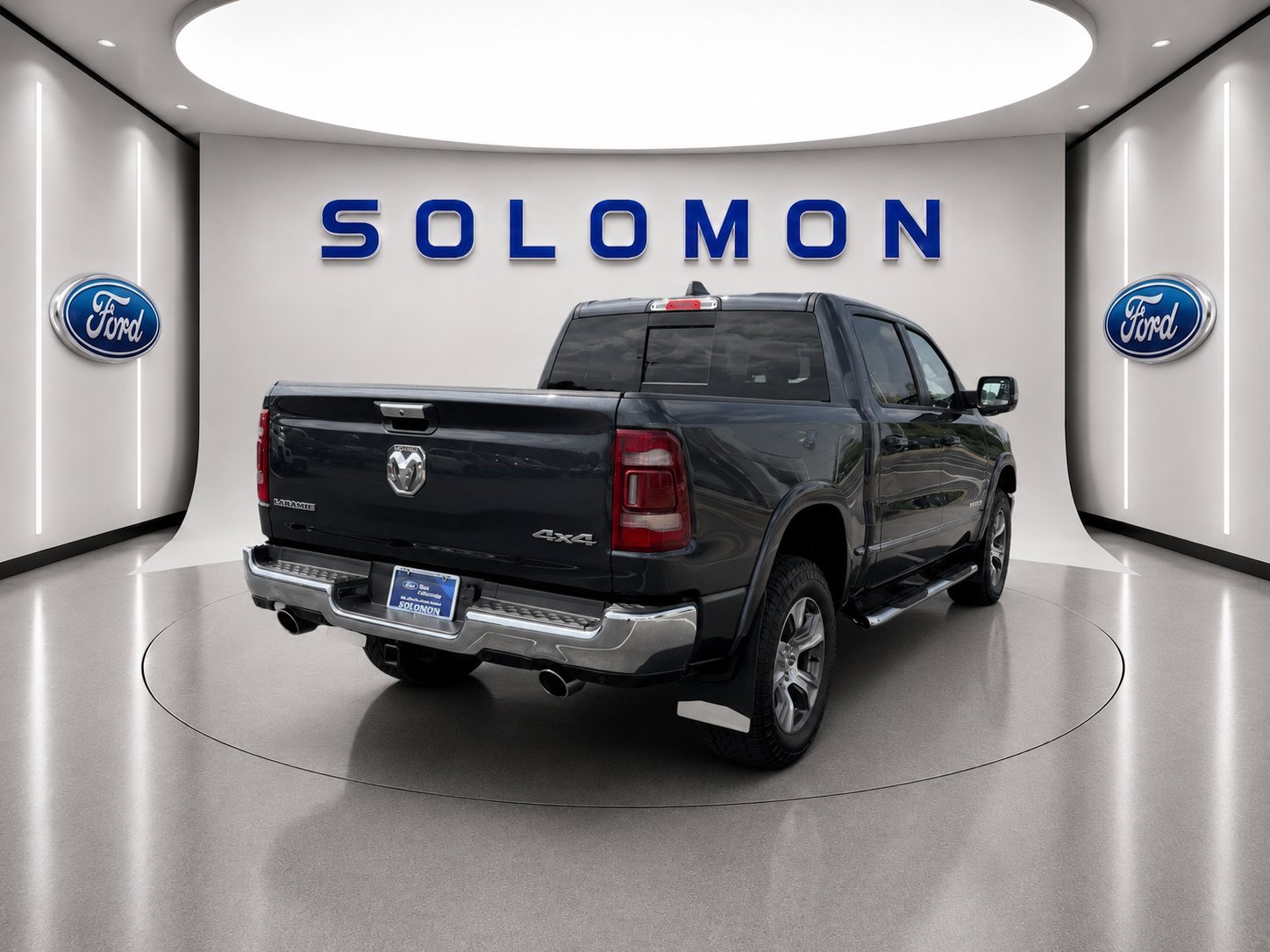 Used 2021 RAM 1500 Laramie AWD/4WD image 8