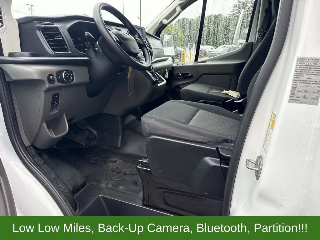 Certified 2025 Ford Transit 250 Low Roof w/ Exterior Upgrade Package RWD image 16