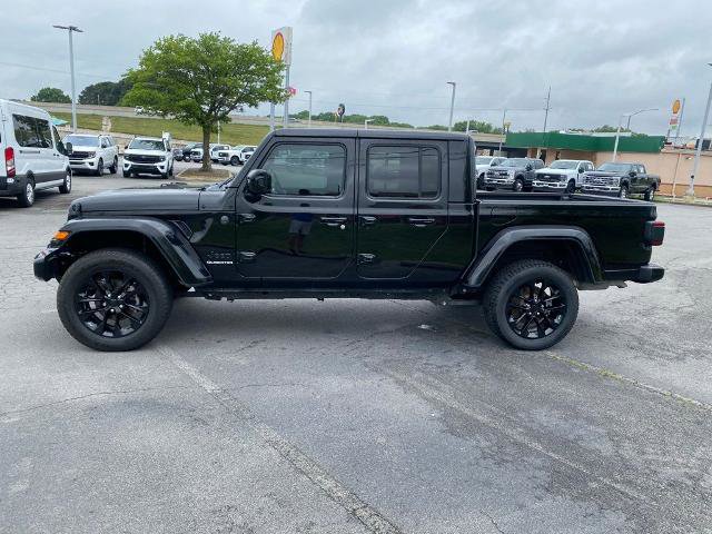 Used 2021 Jeep Gladiator Overland AWD/4WD image 4