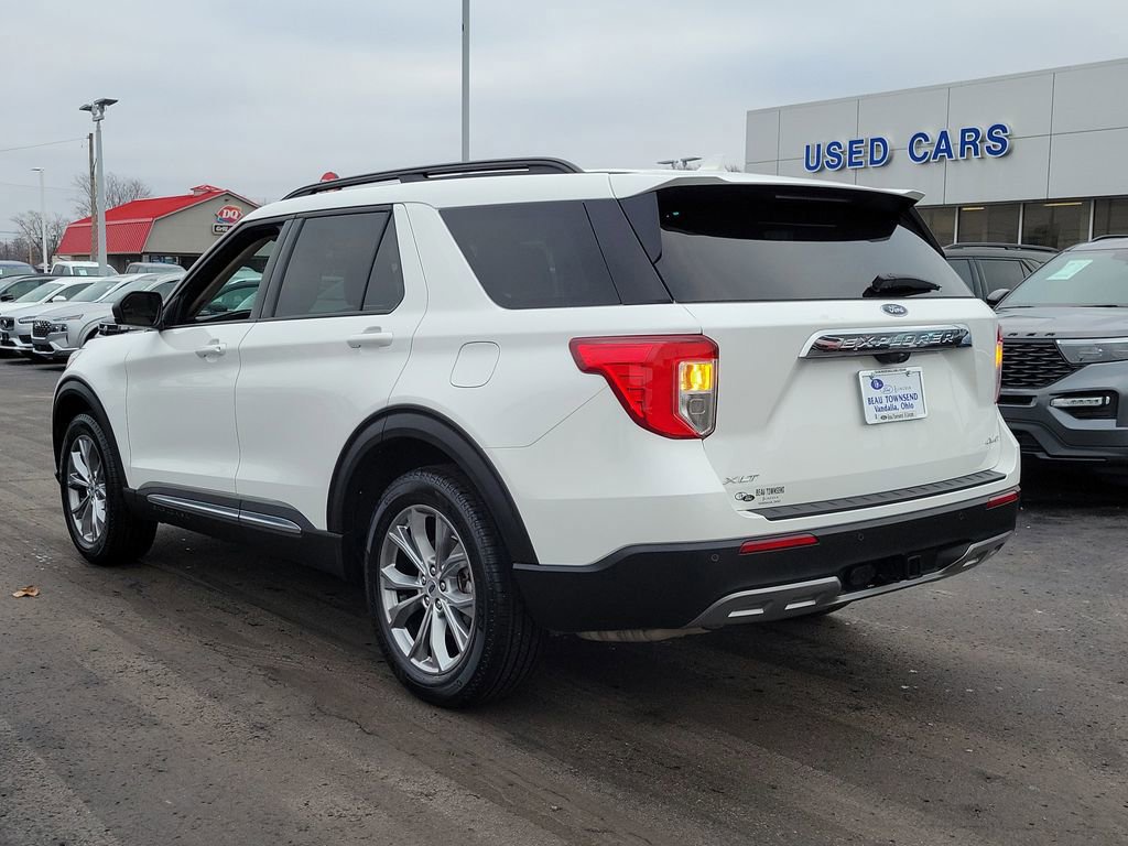 Certified 2023 Ford Explorer XLT w/ Equipment Group 202A image 3