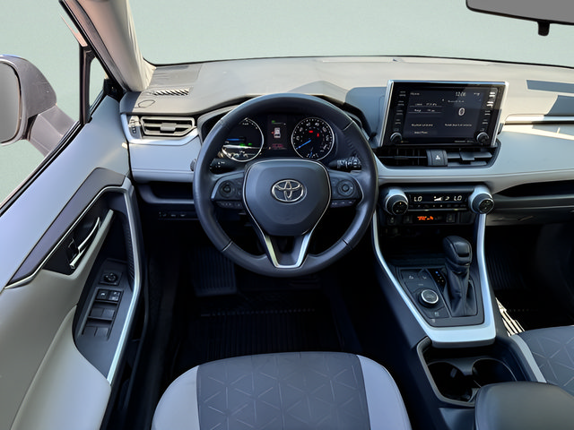 Used 2021 Toyota RAV4 XLE w/ Convenience Package AWD/4WD image 7