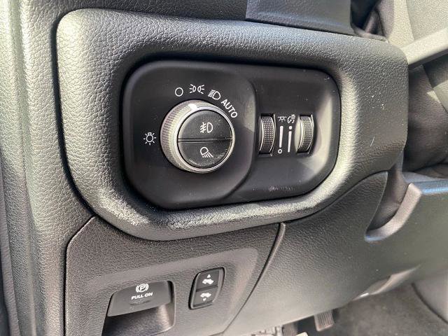 Used 2020 RAM 1500 Laramie AWD/4WD image 16