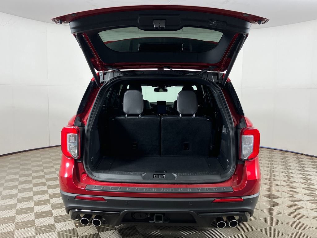 Certified 2024 Ford Explorer ST w/ Equipment Group 401A image 31