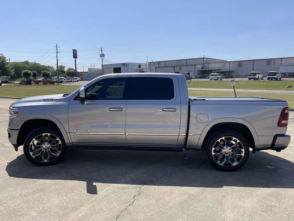 Used 2022 RAM 1500 Limited AWD/4WD image 2
