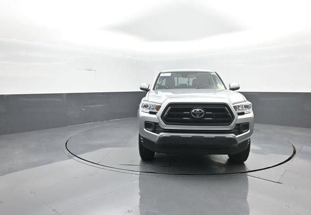 Used 2023 Toyota Tacoma SR AWD/4WD image 4