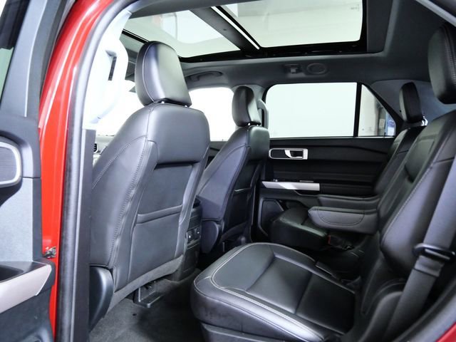 Certified 2023 Ford Explorer XLT w/ Equipment Group 202A image 13