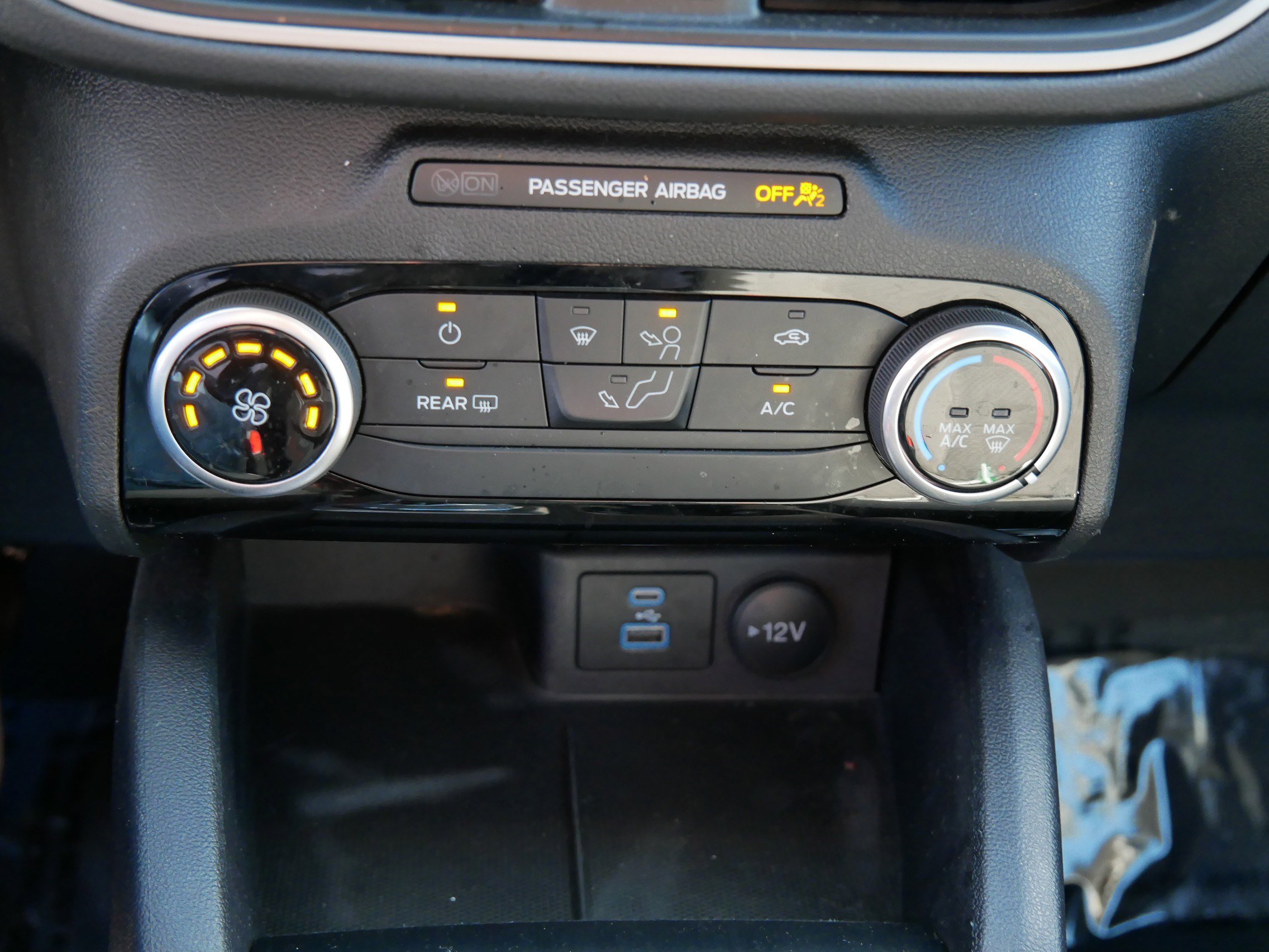 Certified 2022 Ford Escape SE AWD/4WD image 23
