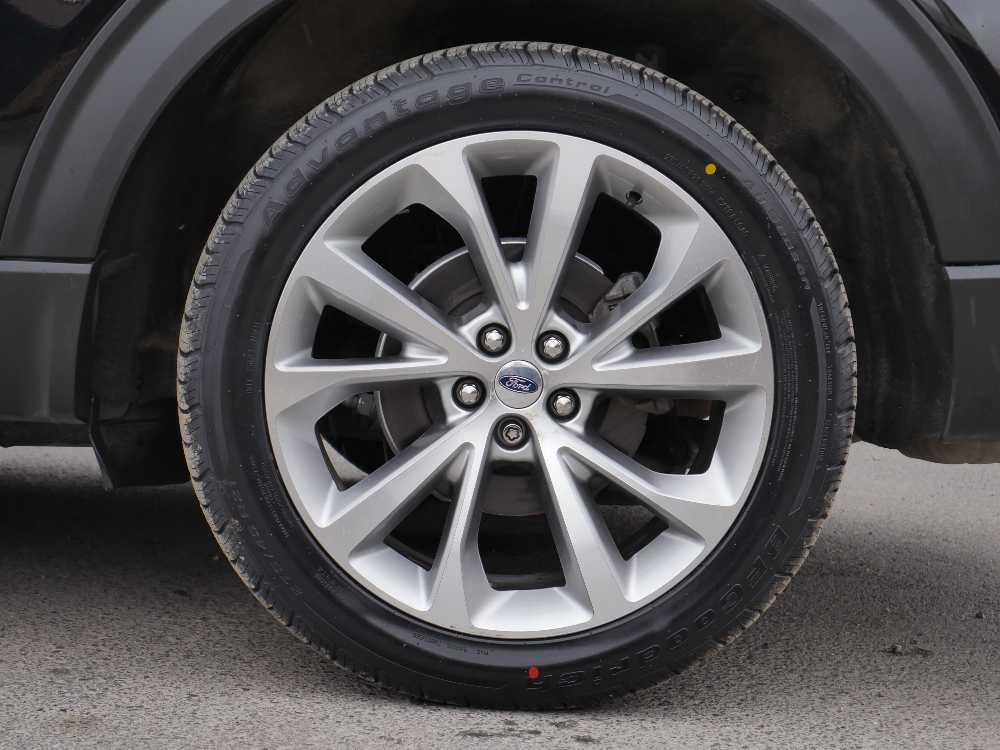 Certified 2021 Ford Explorer Platinum image 23