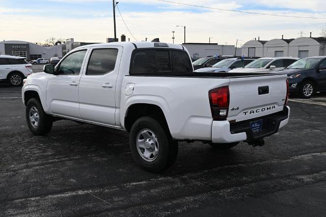 Used 2022 Toyota Tacoma SR image 3