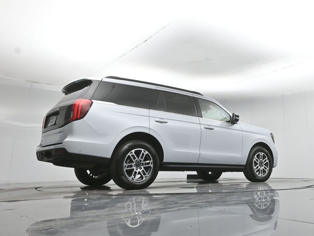 Certified 2025 Ford Expedition Active RWD image 50