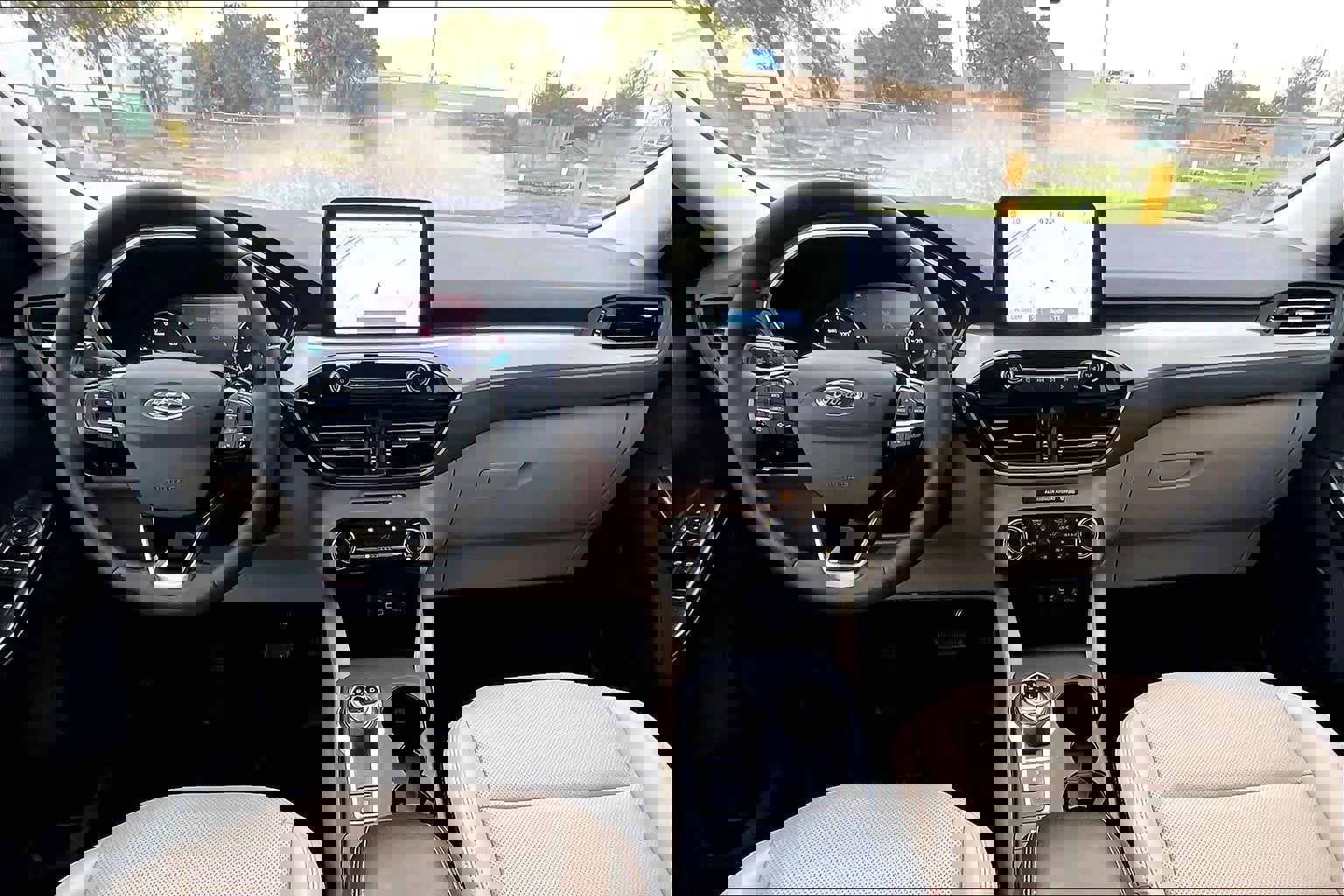 Certified 2022 Ford Escape SEL w/ Class II Trailer Tow Package image 16