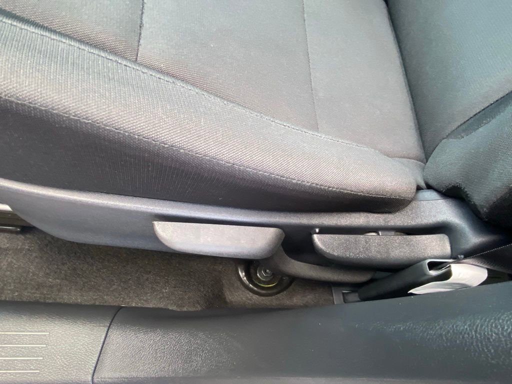 Used 2023 Nissan Kicks S image 10