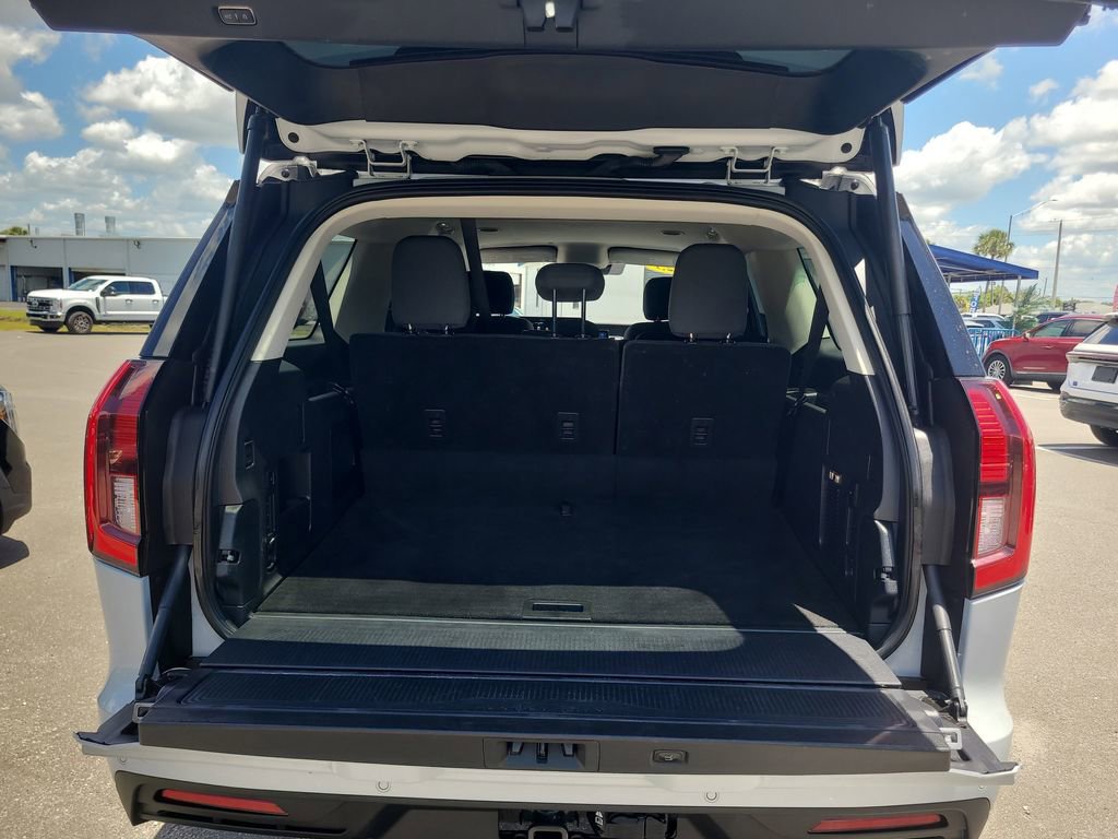 Certified 2025 Ford Expedition Max Active RWD image 8