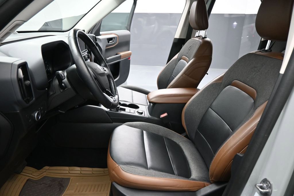 Certified 2022 Ford Bronco Sport Outer Banks w/ Tech Package AWD/4WD image 10