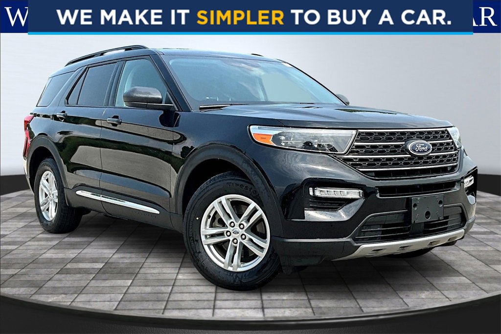 Certified 2022 Ford Explorer XLT w/ Equipment Group 202A