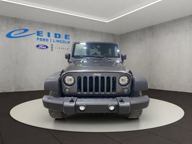 Used 2017 Jeep Wrangler Unlimited Rubicon w/ Connectivity Group AWD/4WD image 6