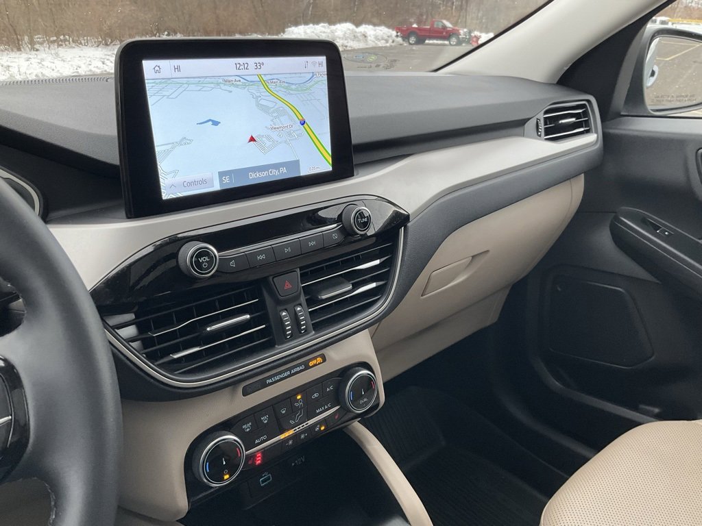 Certified 2022 Ford Escape SEL w/ Technology Package image 11