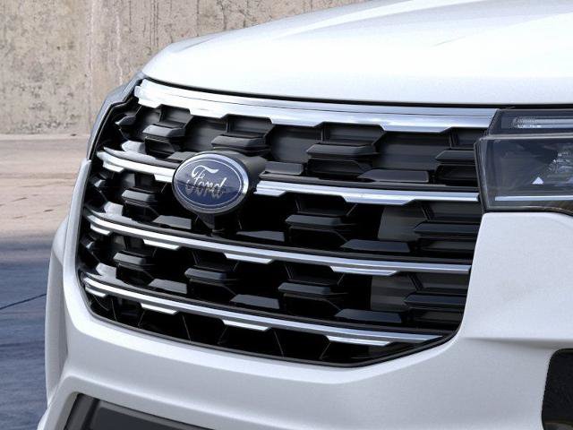 Certified 2026 Ford Explorer Active w/ Active Comfort Package AWD/4WD image 17