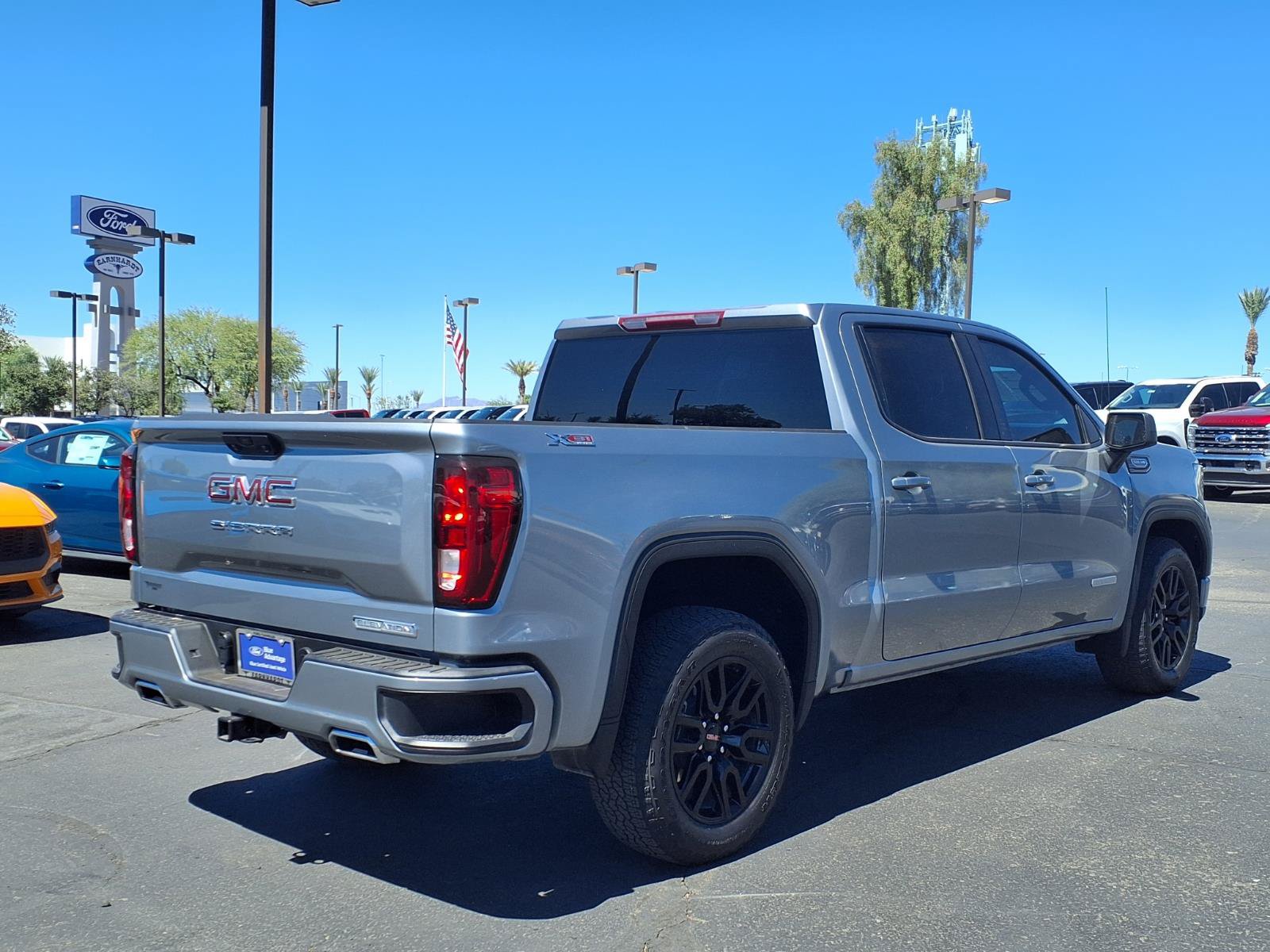 Used 2025 GMC Sierra 1500 Elevation AWD/4WD image 6