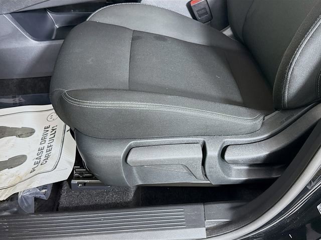 Used 2024 Nissan Rogue S image 18