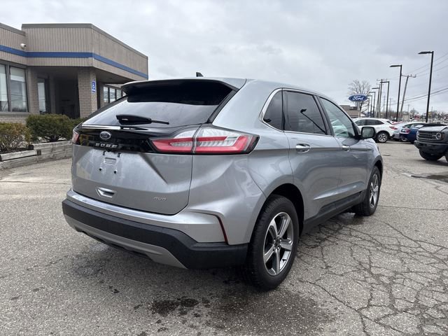 Certified 2024 Ford Edge SEL w/ Convenience Package image 3