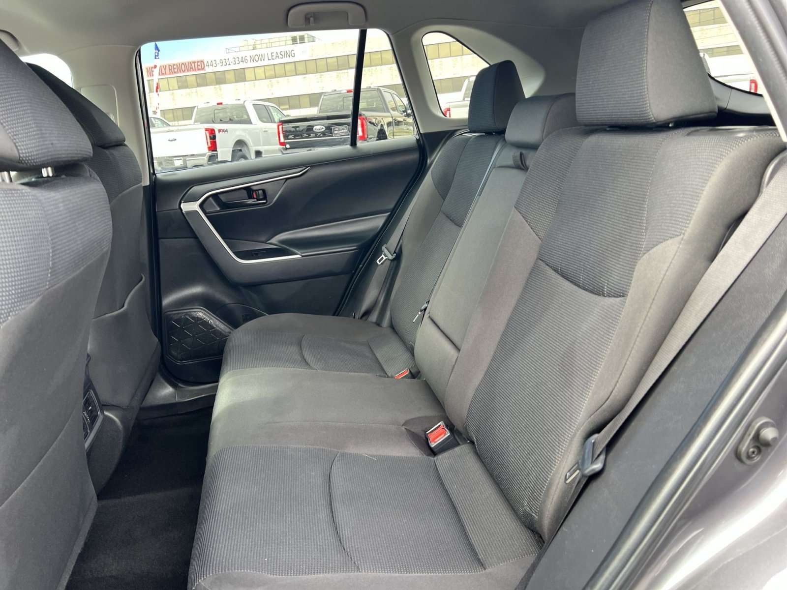 Used 2025 Toyota RAV4 LE AWD/4WD image 22