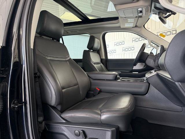 Certified 2025 Ford Expedition Active AWD/4WD image 7