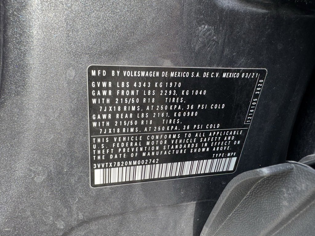 Used 2022 Volkswagen Taos SE w/ Panoramic Sunroof Package image 24