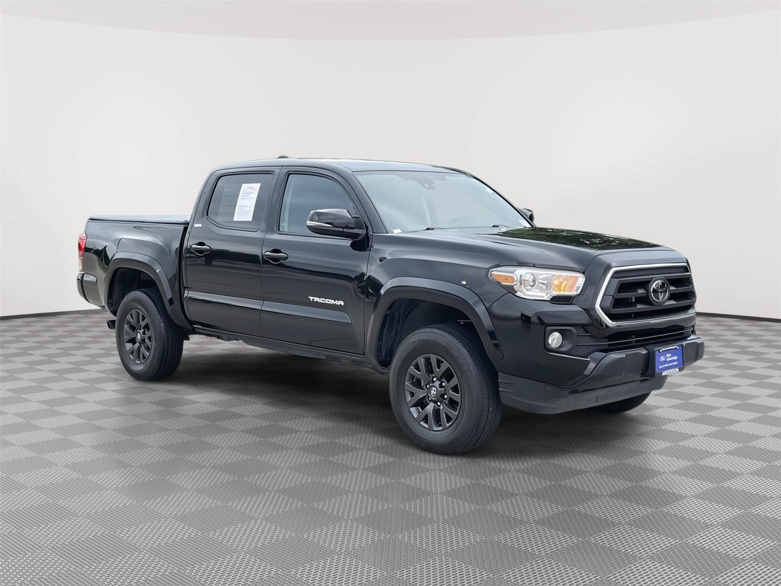 Used 2023 Toyota Tacoma SR5 w/ Technology Package AWD/4WD image 5