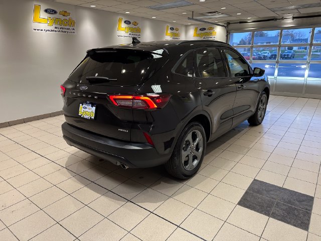 Certified 2025 Ford Escape ST-Line w/ Tech Pack #1 AWD/4WD image 25