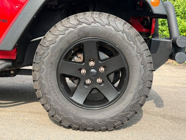 Used 2017 Jeep Wrangler Sport w/ Quick Order Package 24S AWD/4WD image 26