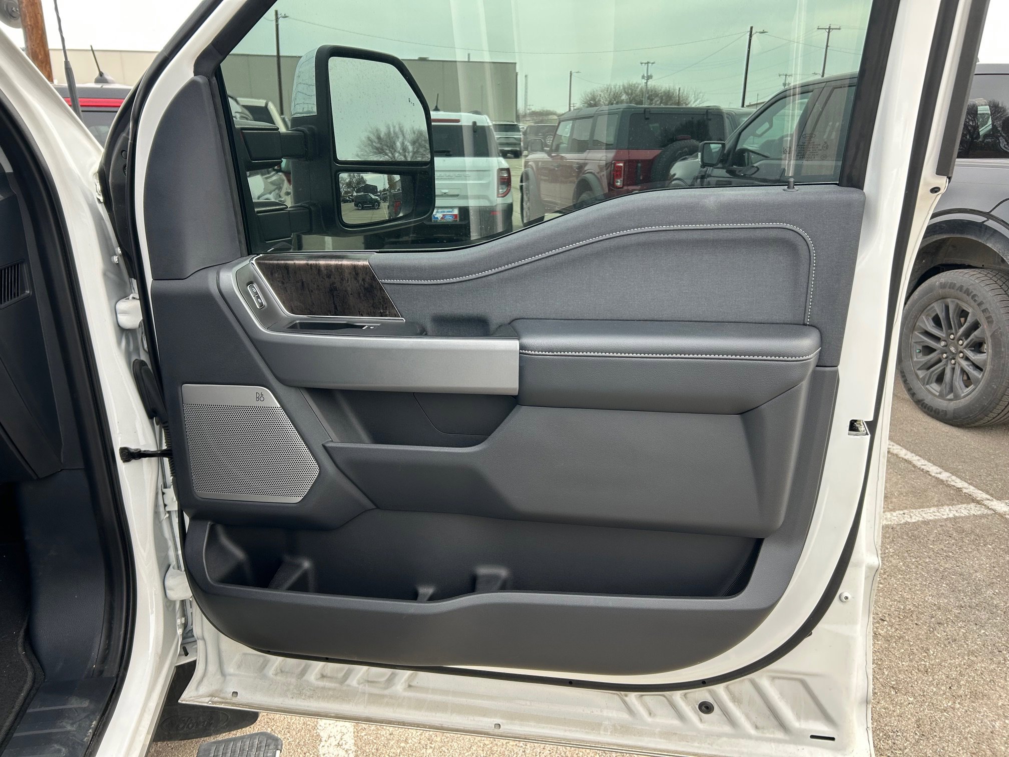 Certified 2024 Ford F350 Lariat w/ Lariat Ultimate Package image 20