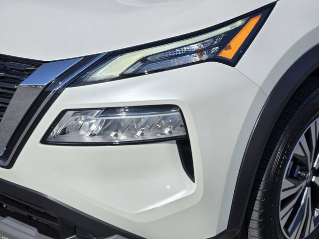 Used 2021 Nissan Rogue SV FWD image 8