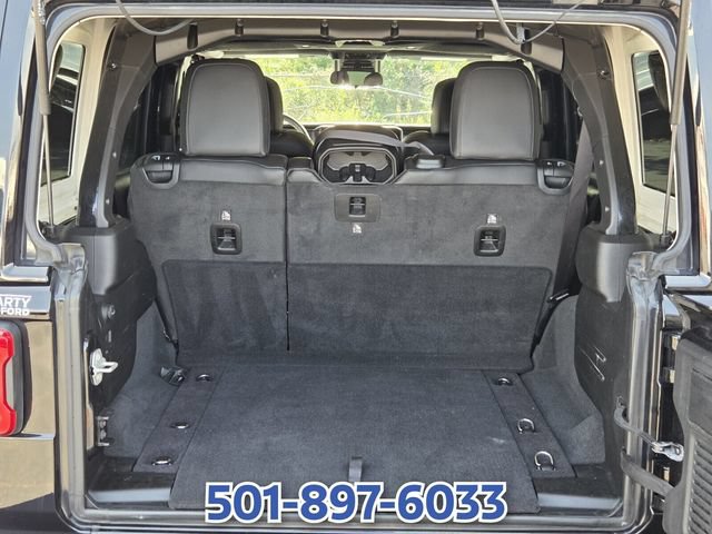 Used 2024 Jeep Wrangler Unlimited Sahara AWD/4WD image 13