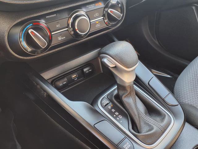 Used 2024 Kia Soul LX w/ Option Group 015 image 17