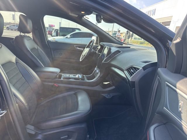 Certified 2024 Ford Edge ST-Line image 10