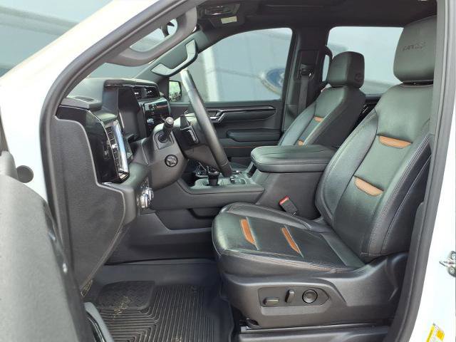 Used 2024 GMC Sierra 1500 AT4 w/ Technology Package image 16