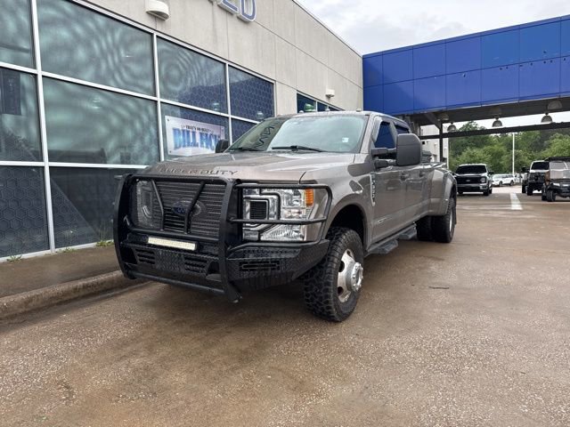 Certified 2021 Ford F350 4x4 Crew Cab DRW Super Duty image 4