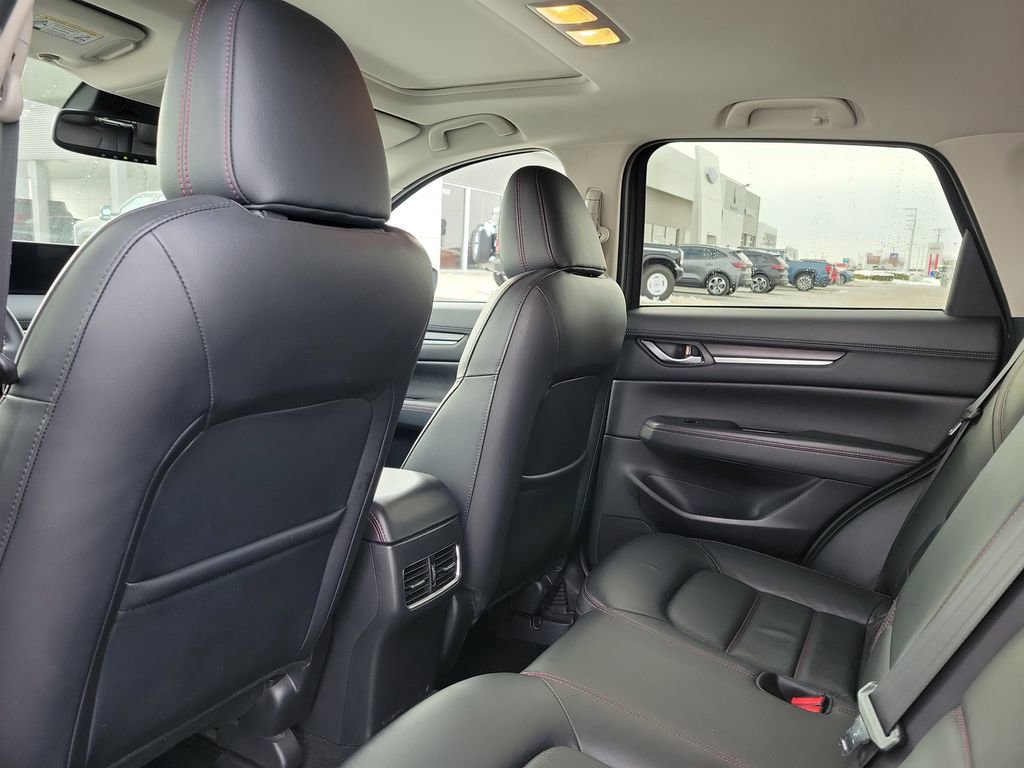 Used 2024 MAZDA CX-5 Carbon Edition image 15