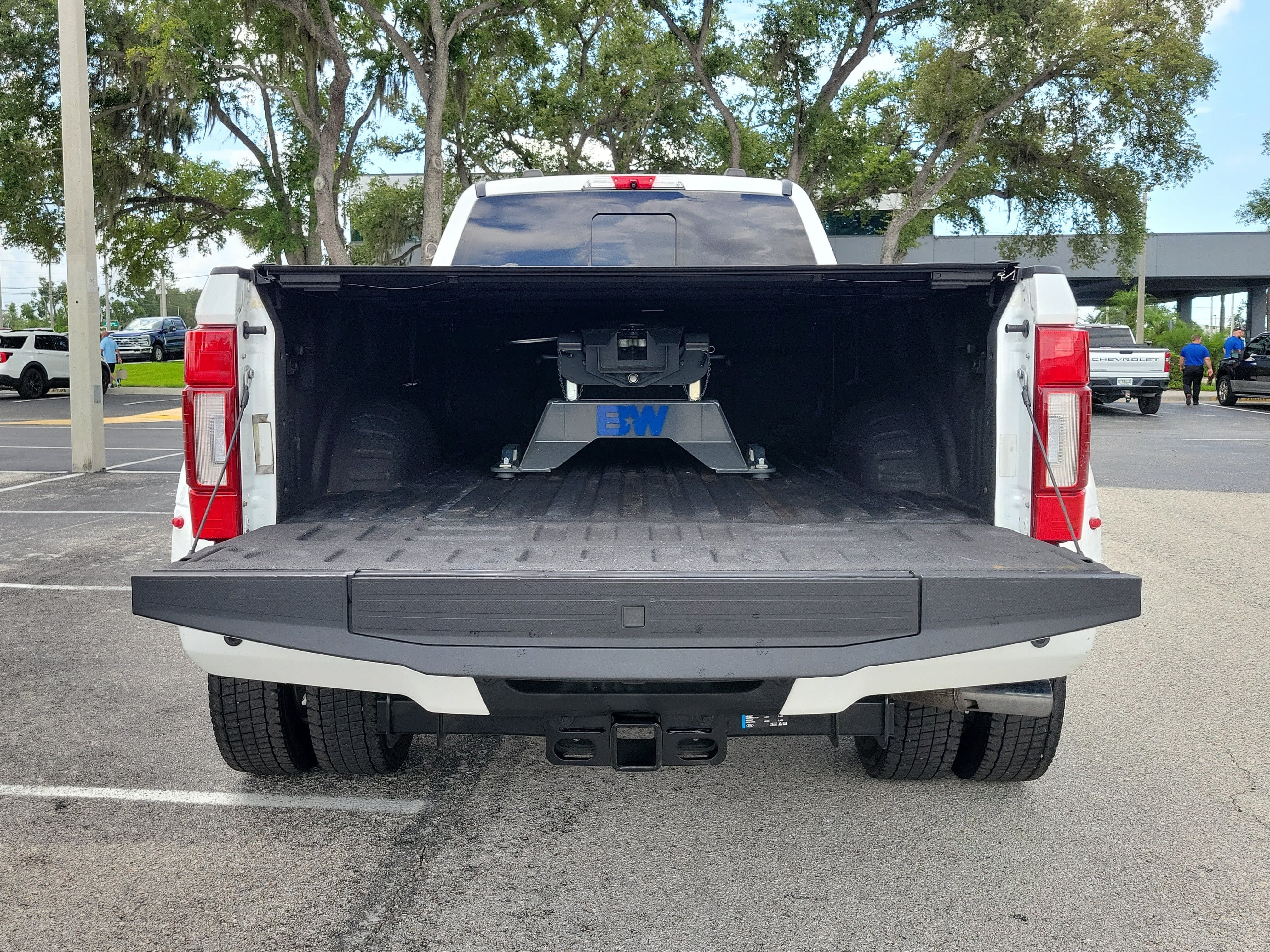 Certified 2022 Ford F450 Limited w/ FX4 Off-Road Package AWD/4WD image 9