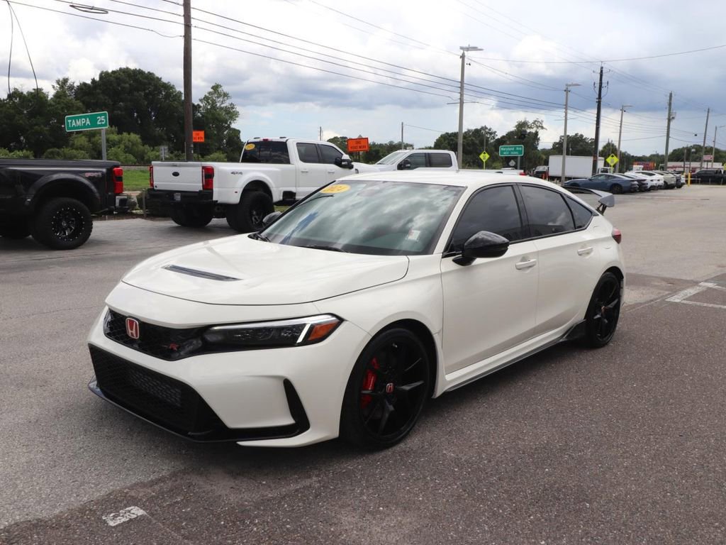 Used 2024 Honda Civic Type R image 4